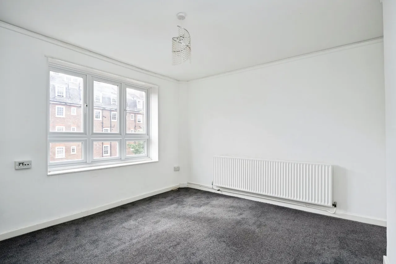 Frampton Park Road, London, E9, photo 17