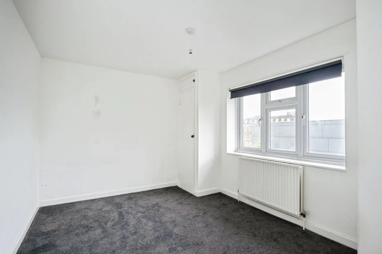Frampton Park Road, London, E9, photo 14