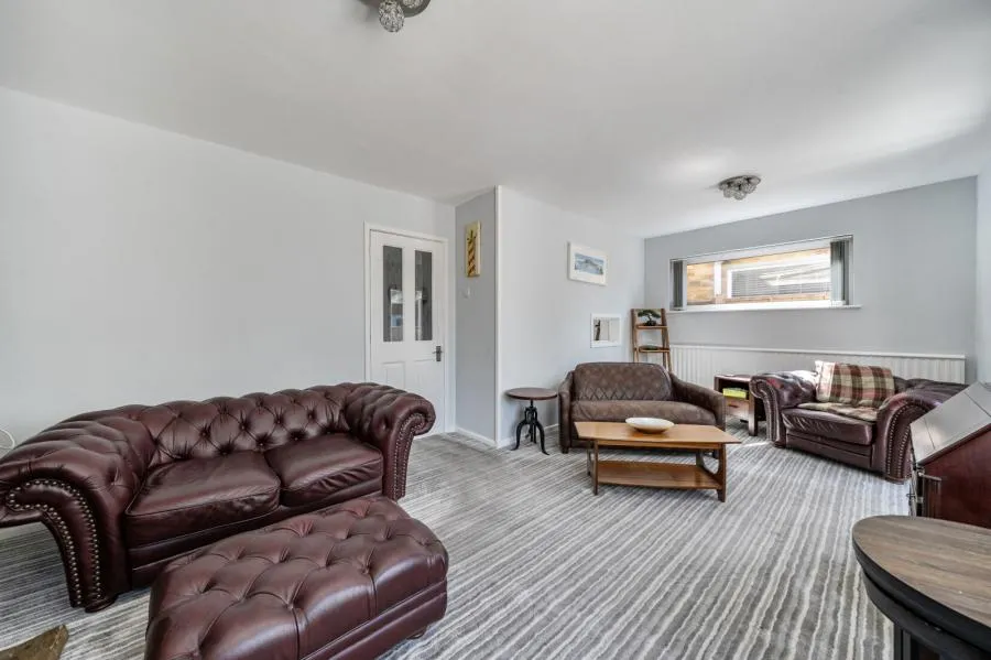 Duchess Way, Swindon, SN2, photo 13