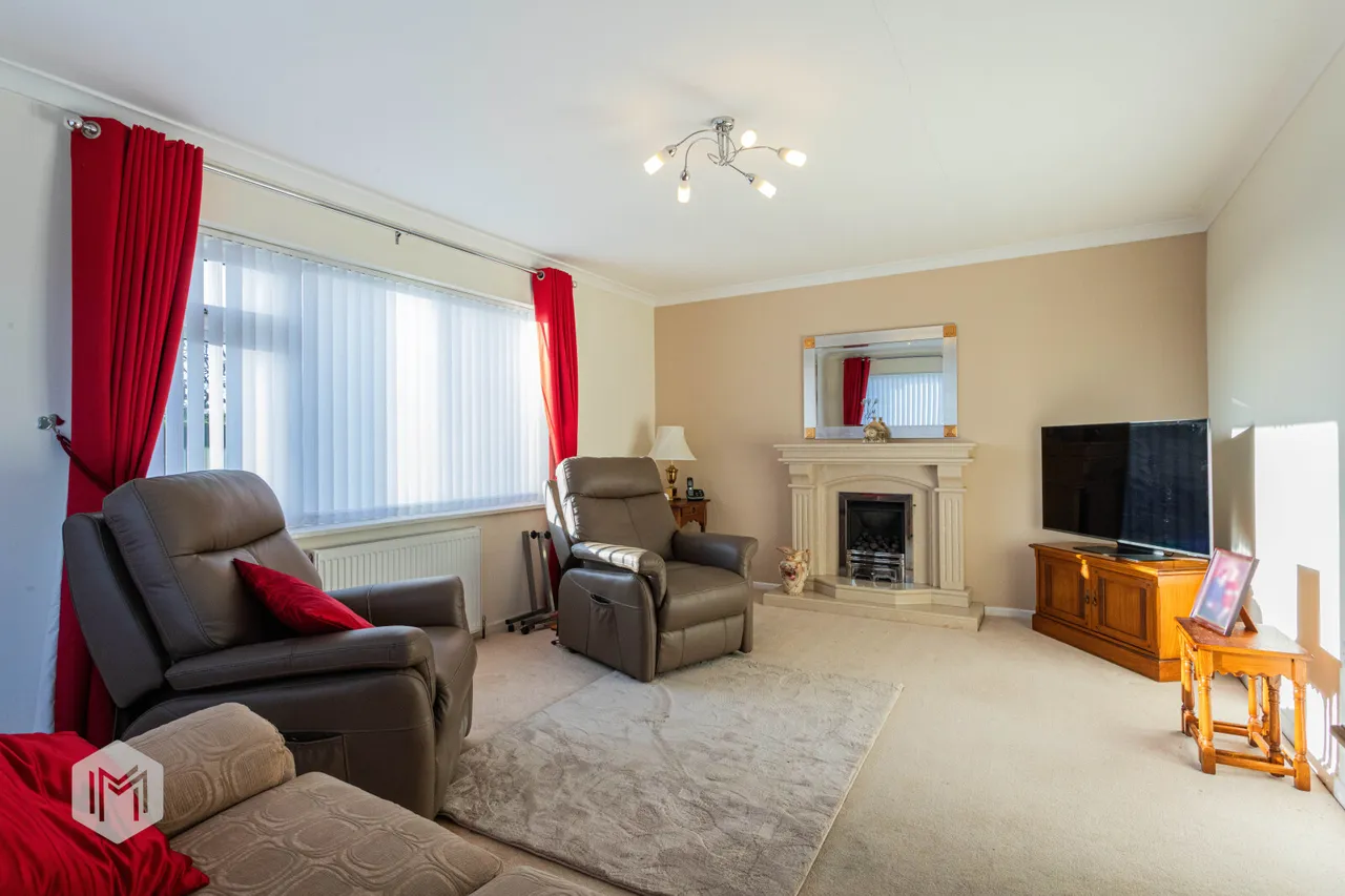 Kendal Road West, Ramsbottom, Bury, BL0 9SY, photo 2