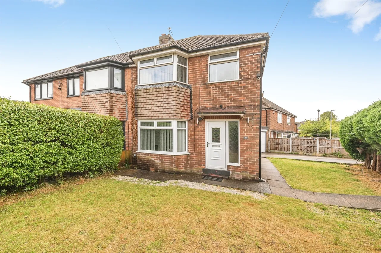 3 bed house for sale — Hobart Road, Dewsbury