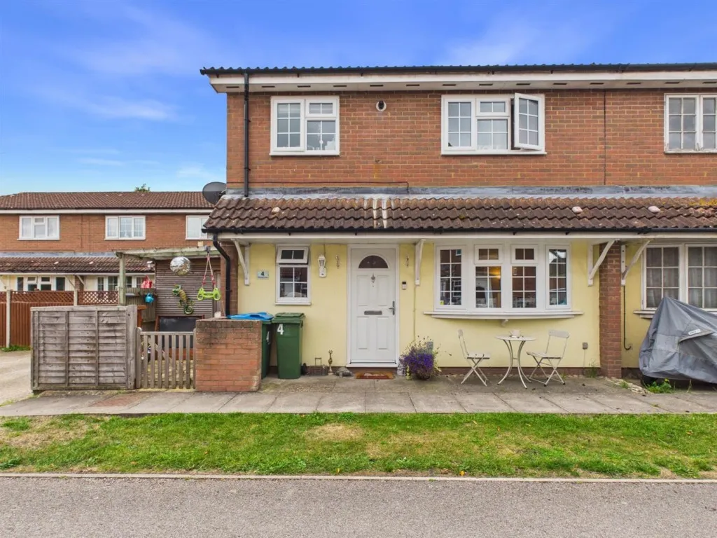2 bed house for sale, Primrose Court, Willows