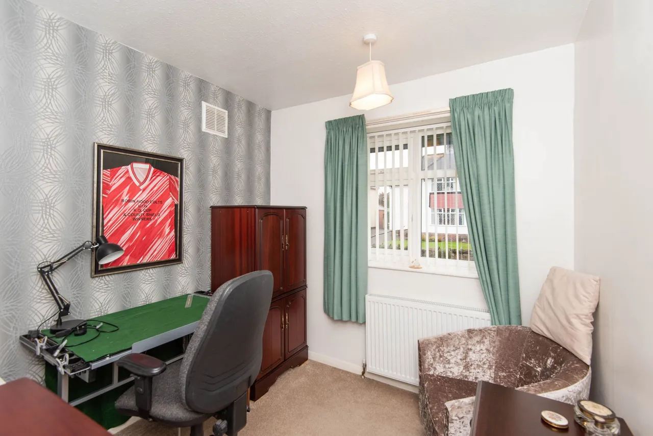 Southfield Avenue, Hasland, S41, photo 15