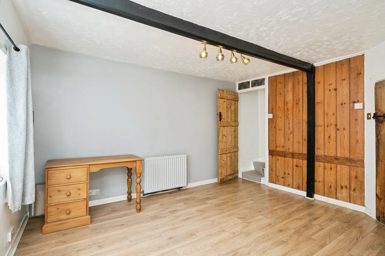 Station Road, Robertsbridge, TN32, photo 16
