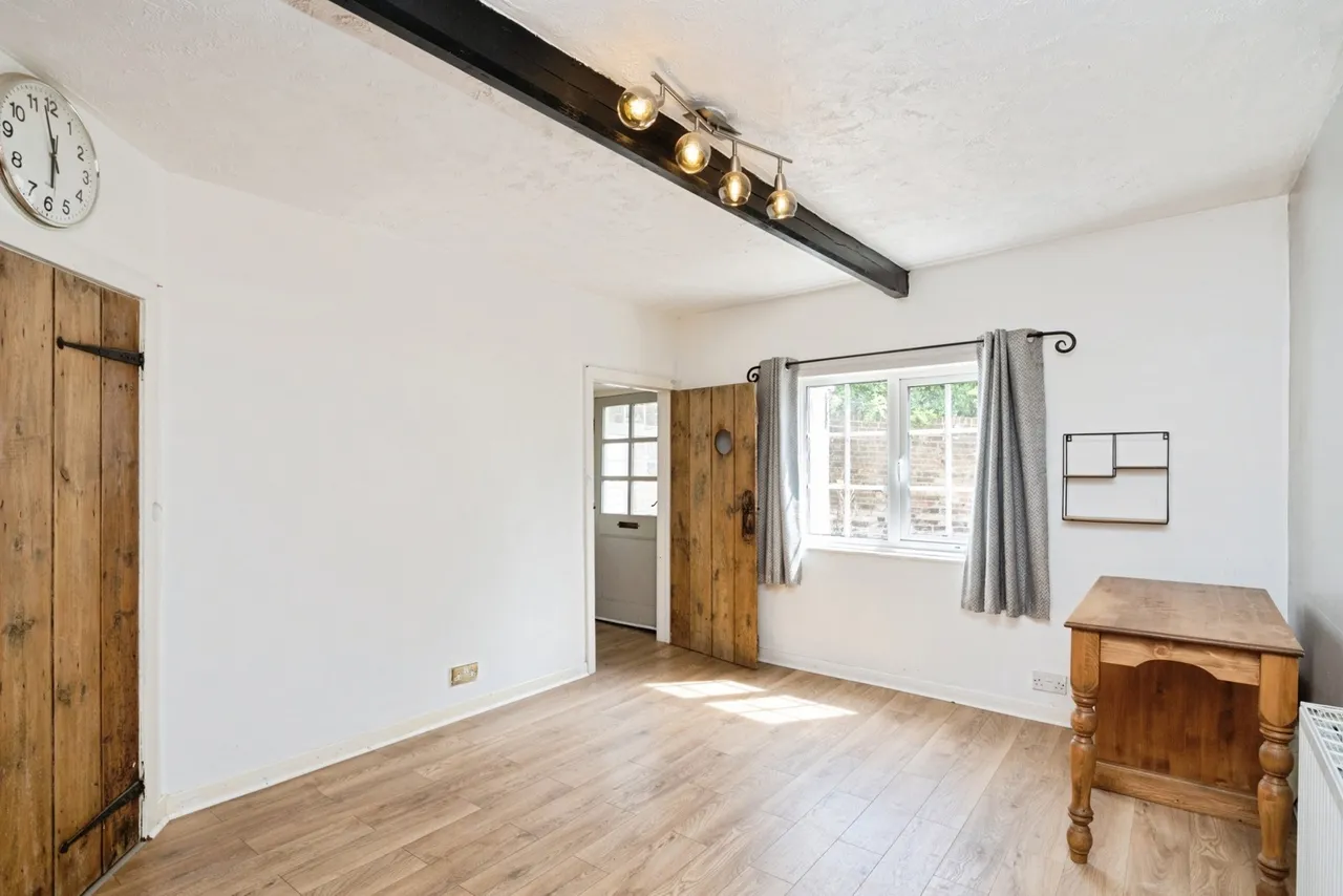 Station Road, Robertsbridge, TN32, photo 5