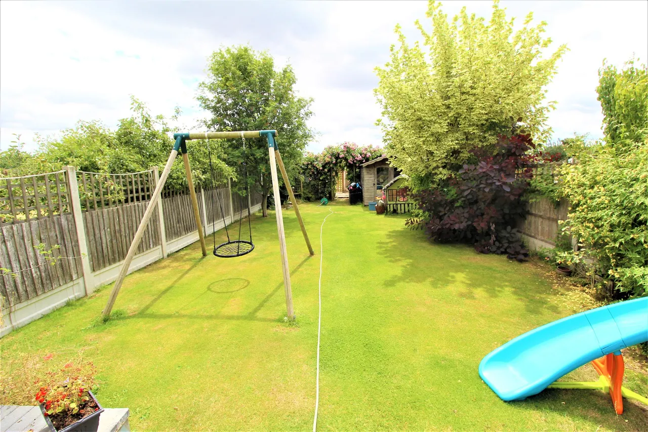 North Stifford, Grays, Essex, RM16 5UE, photo 13