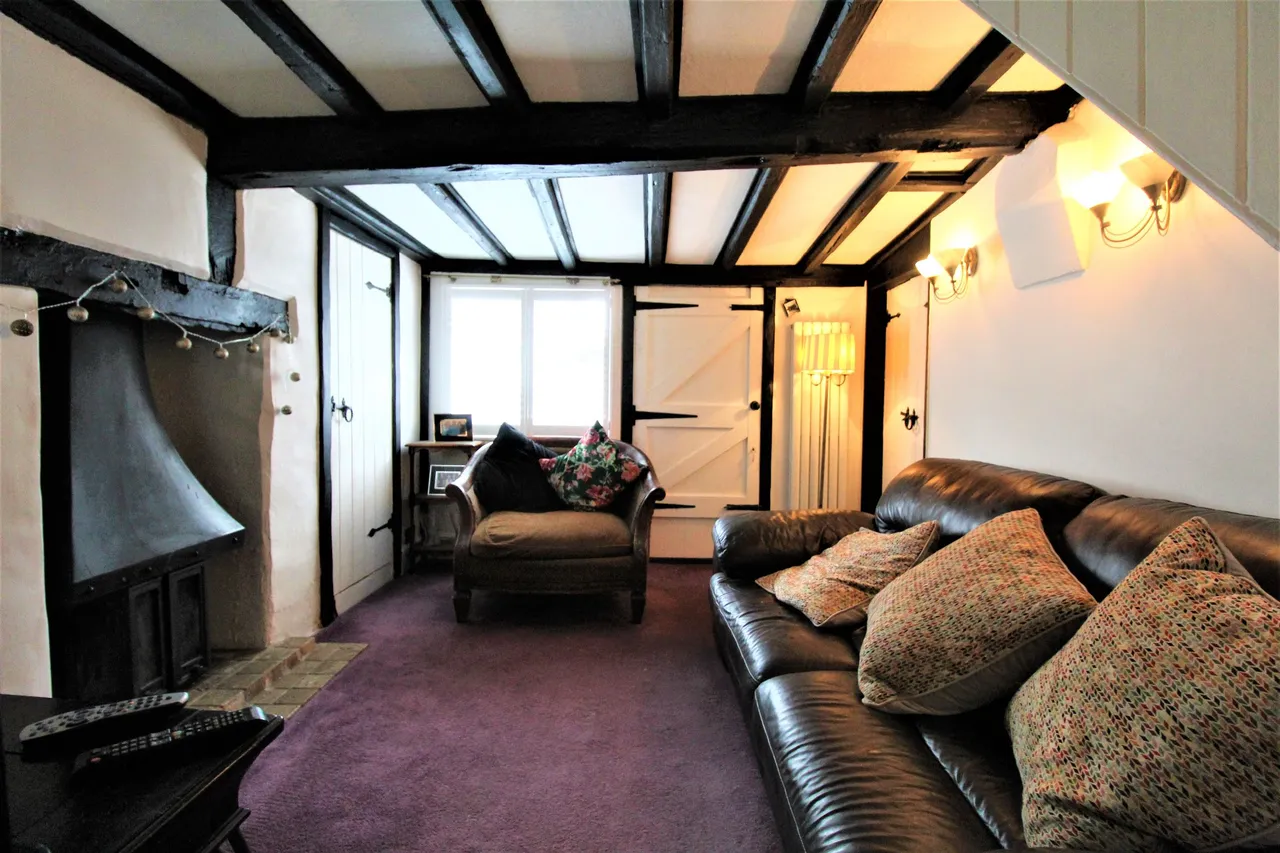 North Stifford, Grays, Essex, RM16 5UE, photo 4