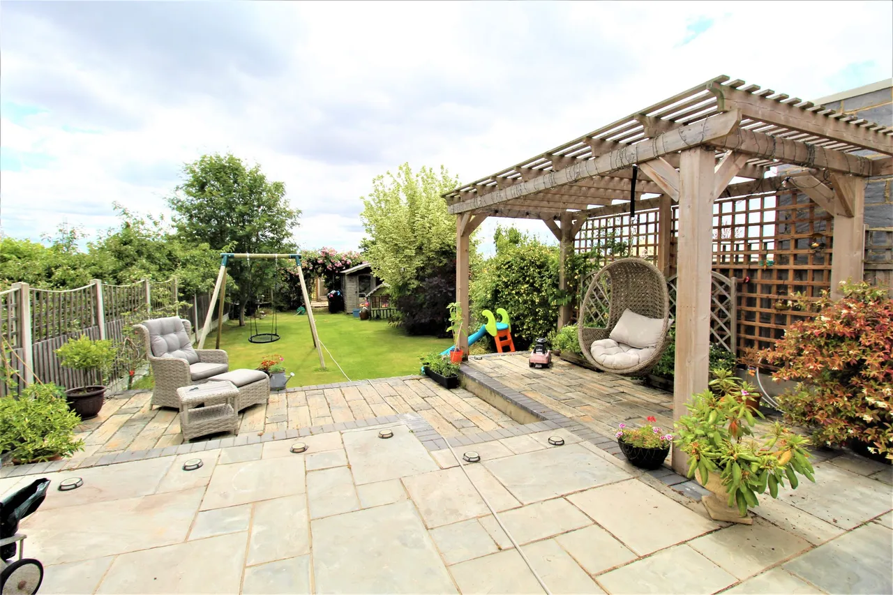 North Stifford, Grays, Essex, RM16 5UE, photo 12