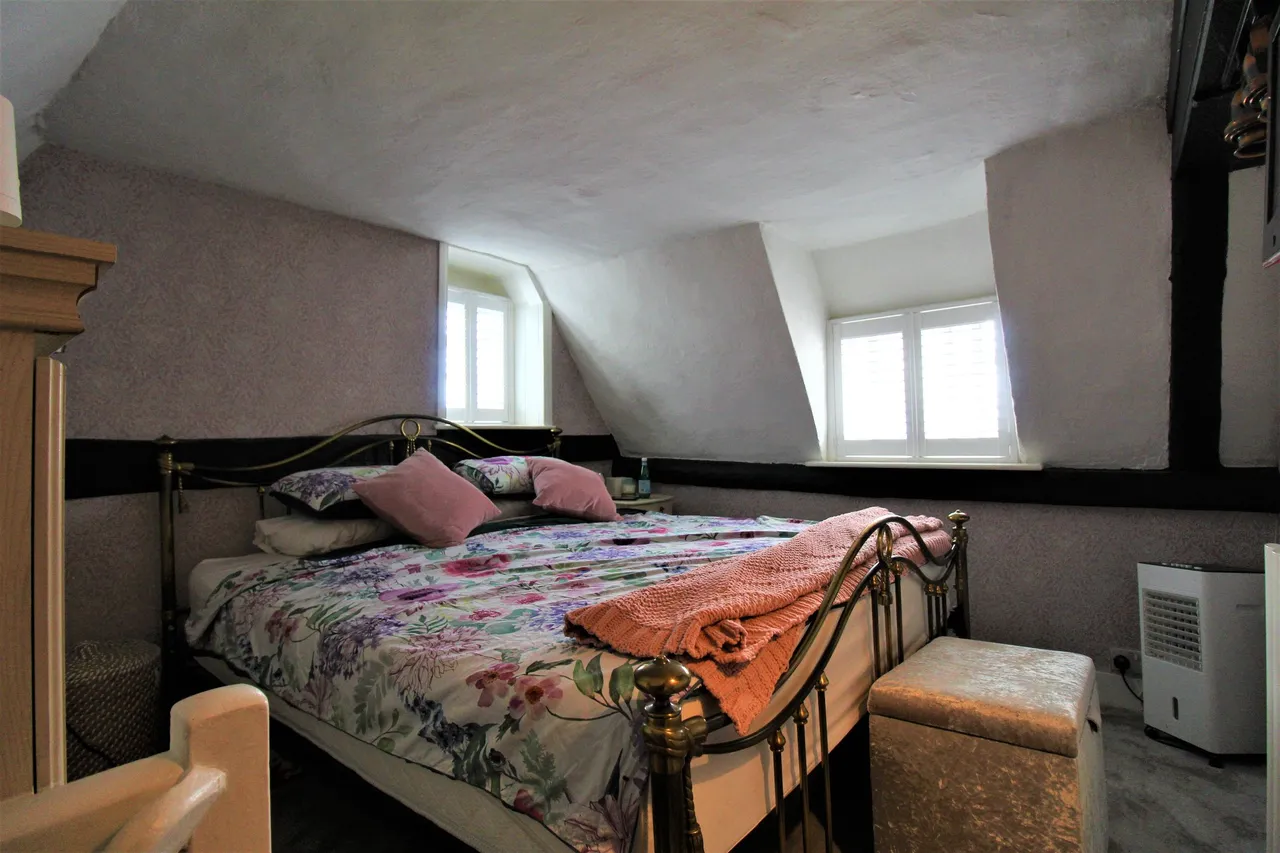 North Stifford, Grays, Essex, RM16 5UE, photo 7