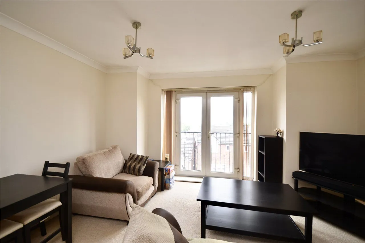 Elmstone Drive, Royton, OL2, photo 3