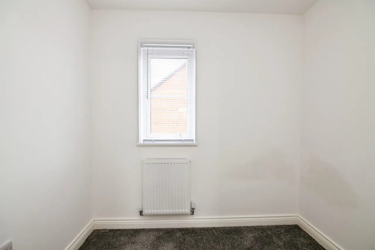 The Woodlands, Oldbury, B68, photo 13