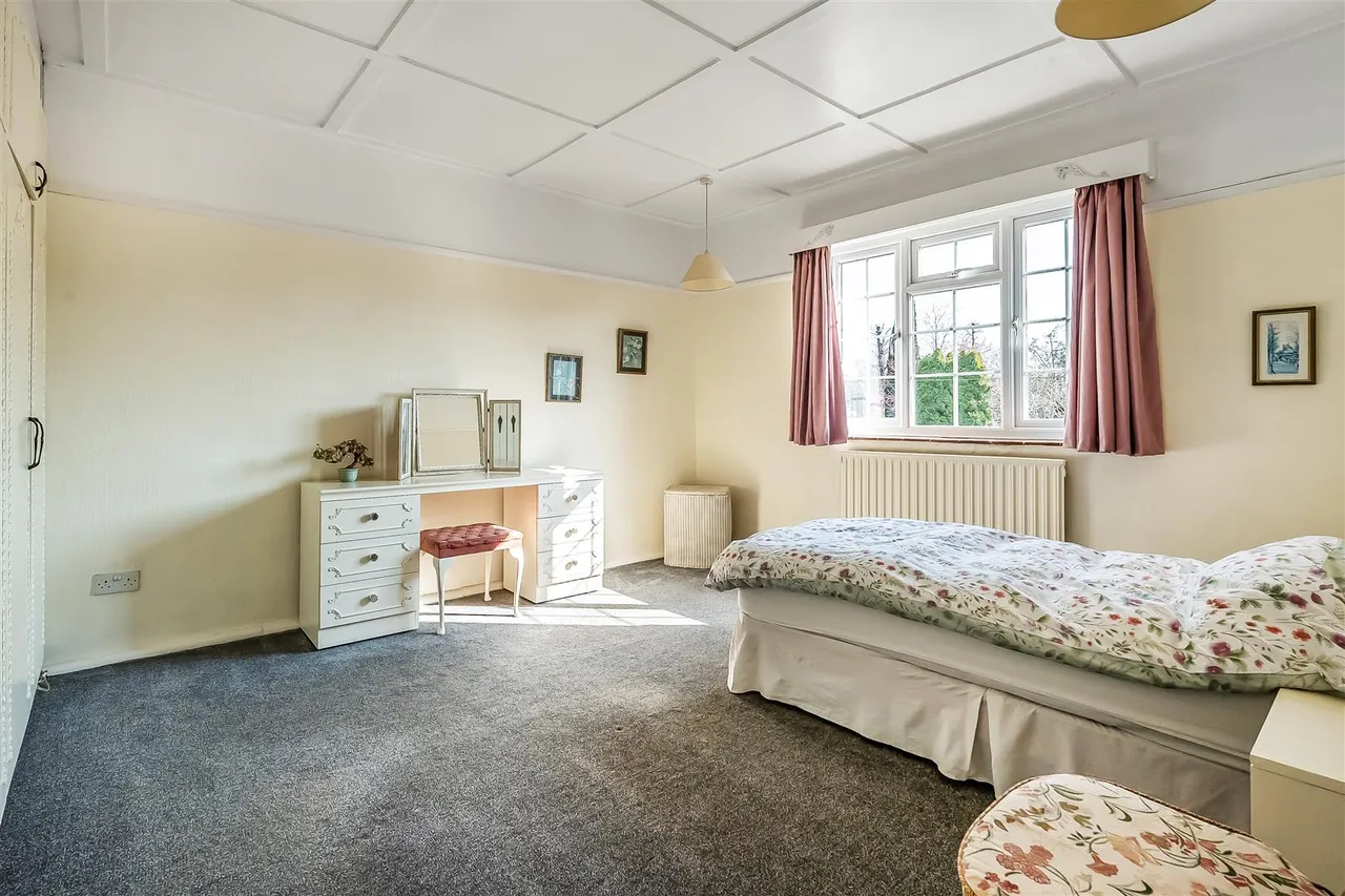 Rectory Close, Ashtead, KT21, photo 20