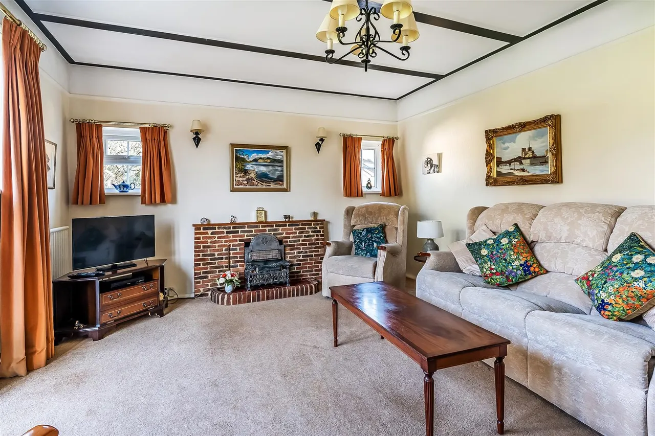 Rectory Close, Ashtead, KT21, photo 4
