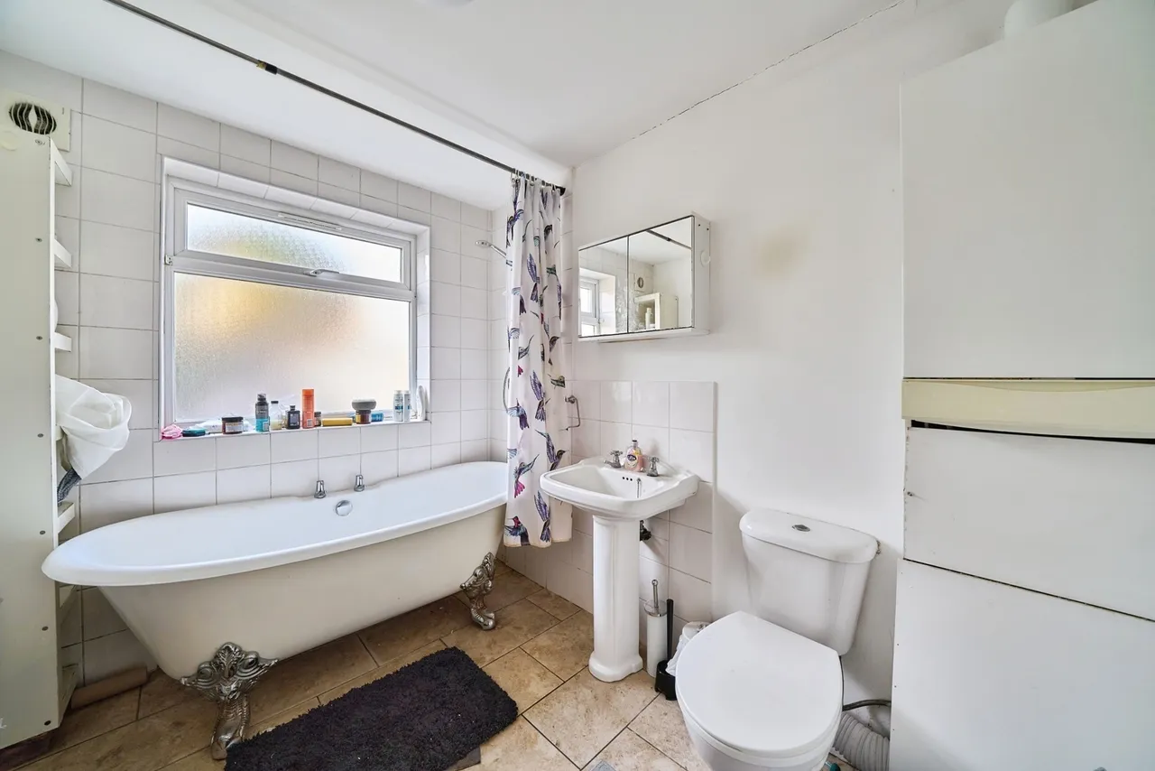Thorpe Road, London, E7, photo 9