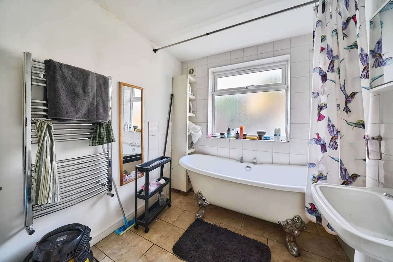 Thorpe Road, London, E7, photo 10