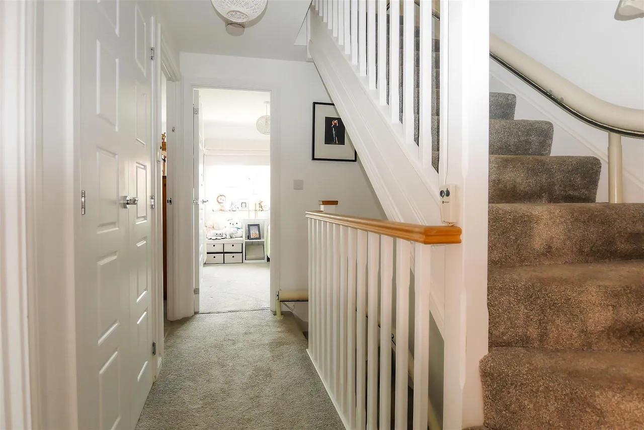 Benjamin Gray Drive, Littlehampton, photo 15