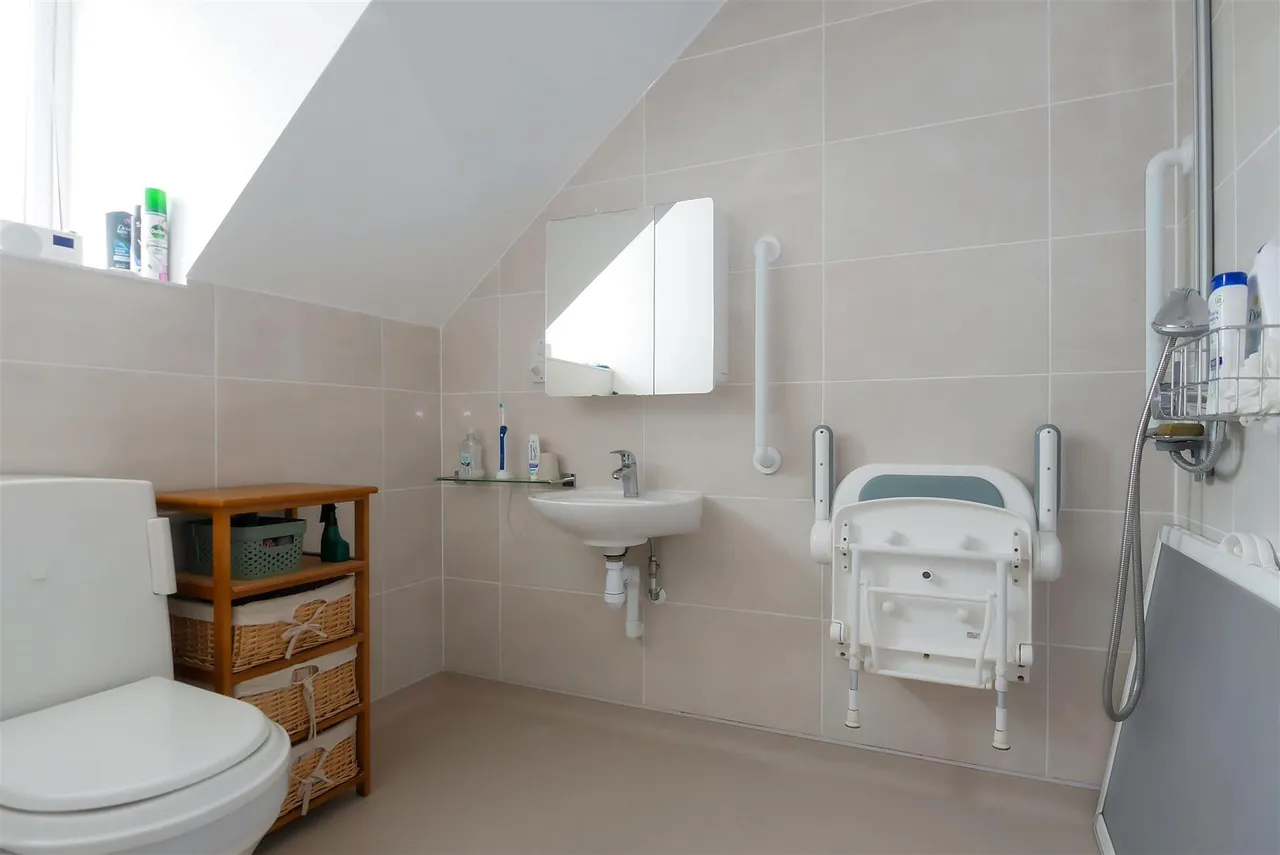 Benjamin Gray Drive, Littlehampton, photo 11