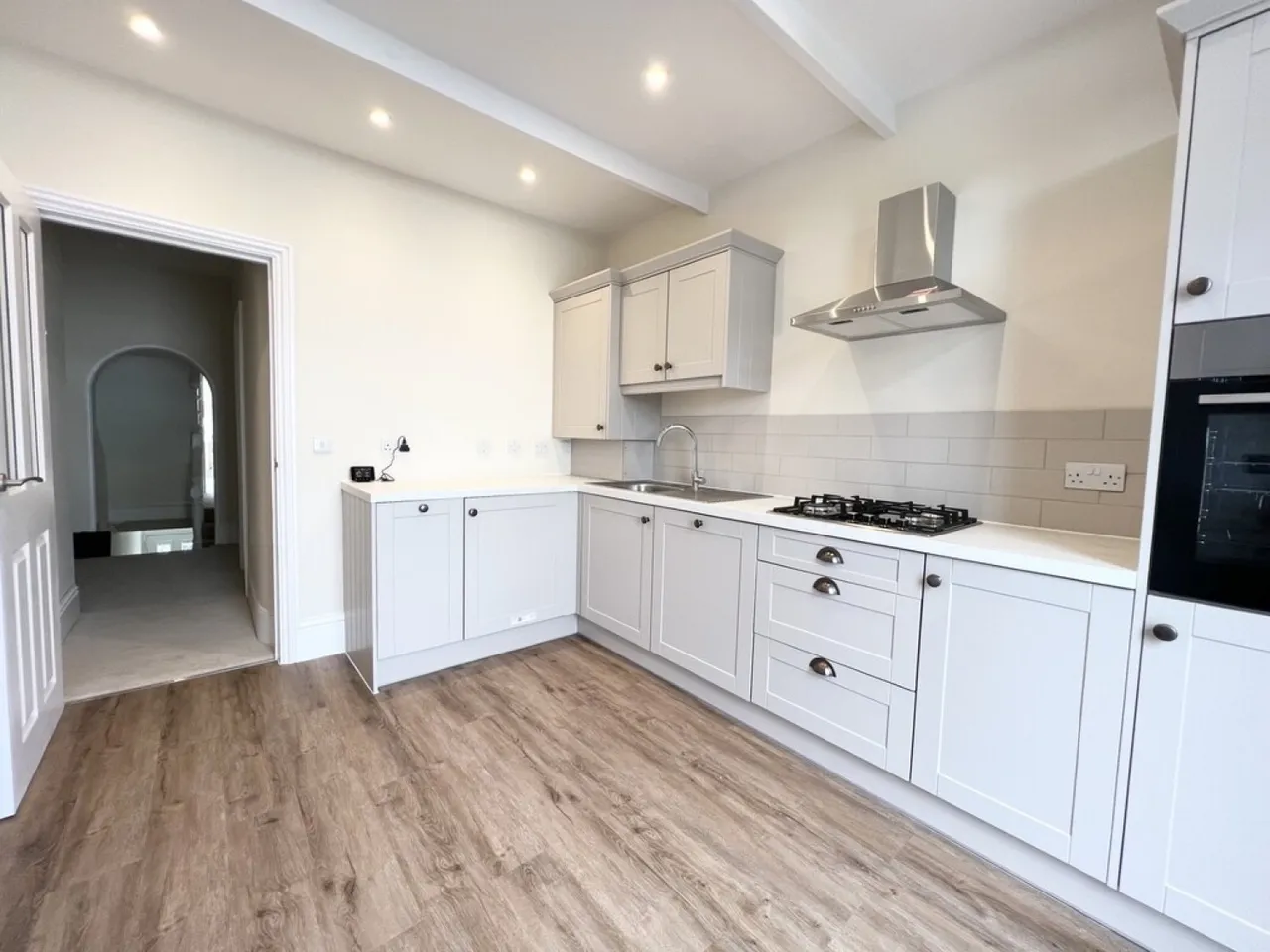 Brighton Road, South Croydon, Surrey, photo 12
