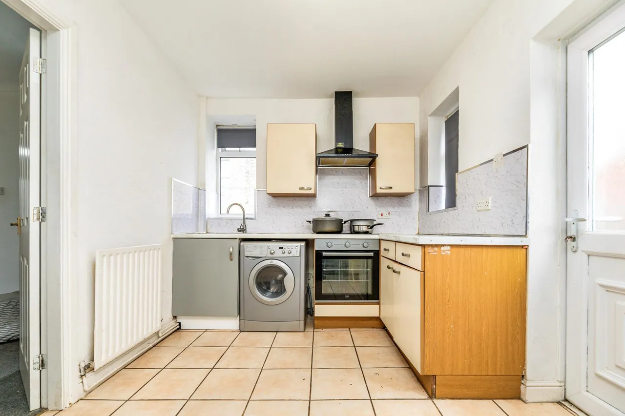 Edward Street, Darfield, S73, photo 7