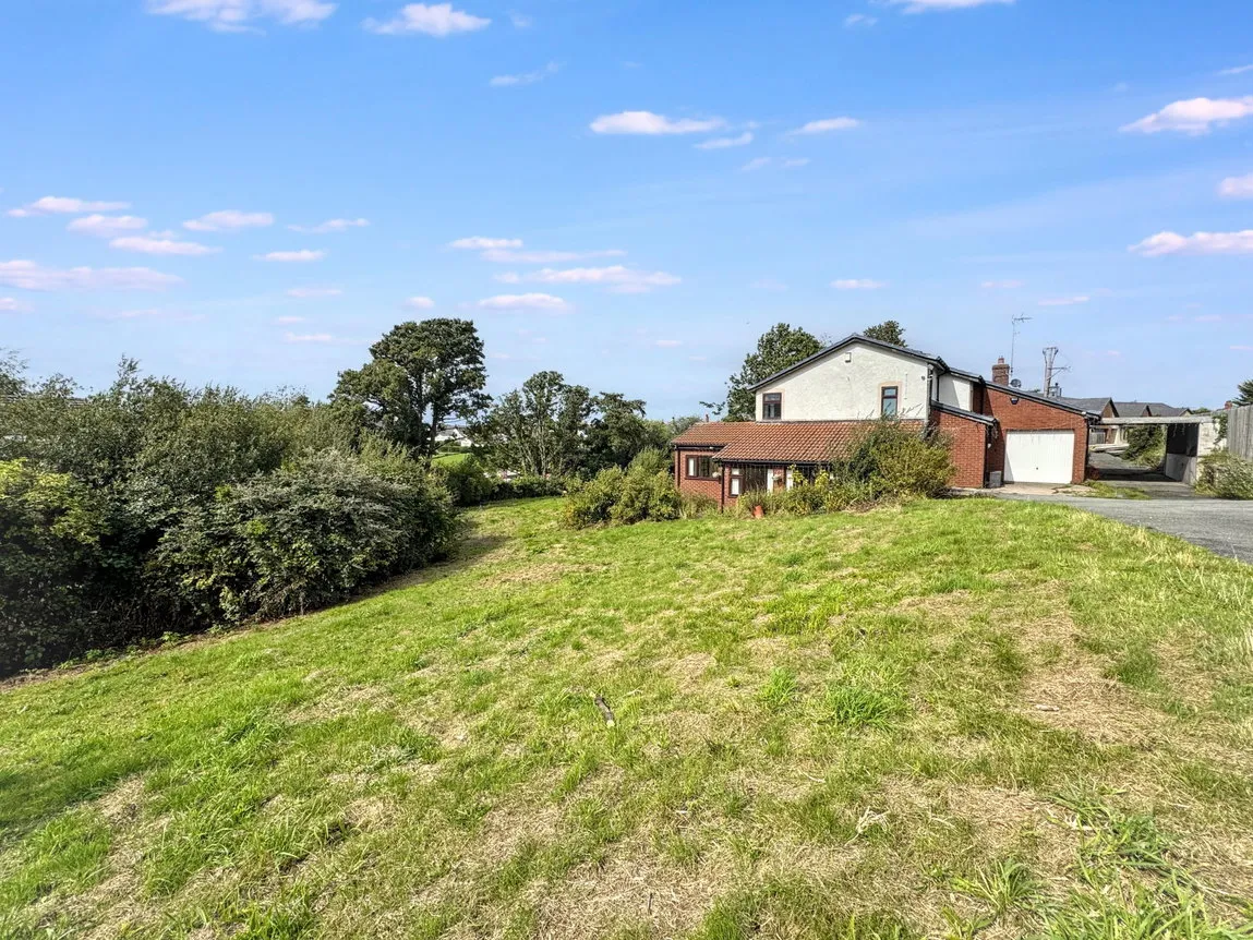 Brynhyfryd Grove, Abergele, Conwy, LL22 7HD, photo 4