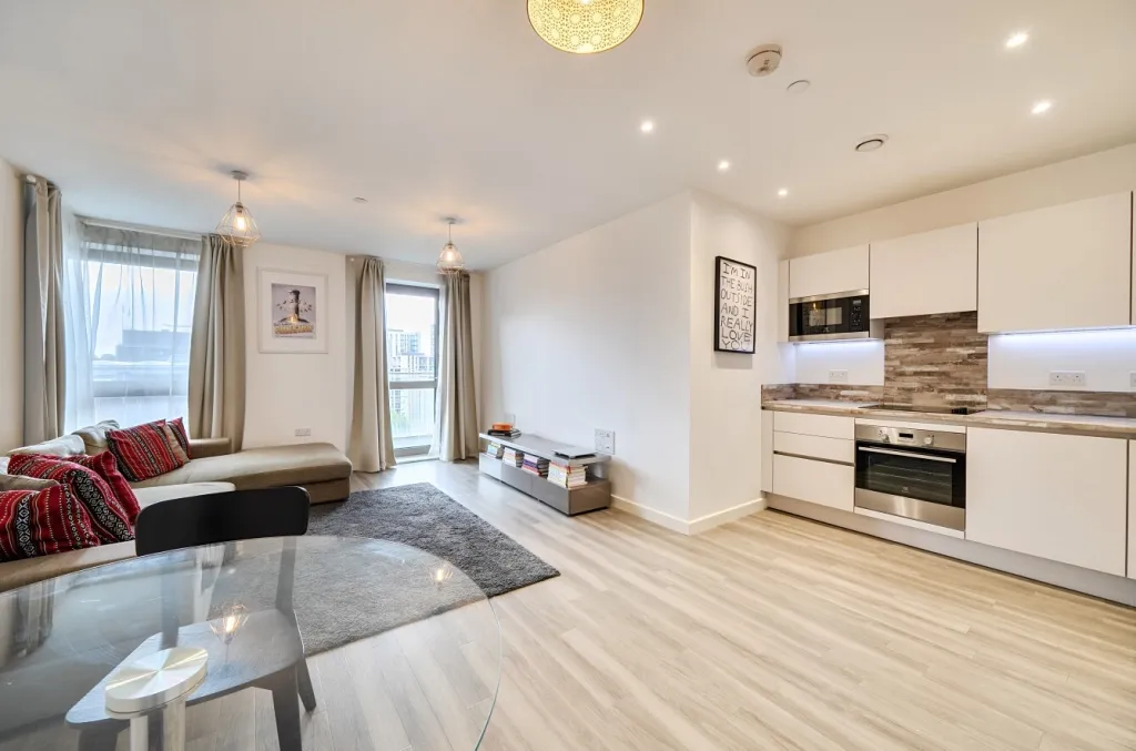 2 bed flat for sale, Olympic Way, Wembley, HA9