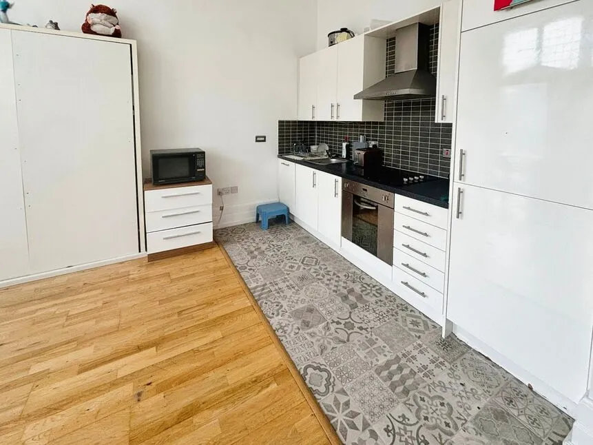 High Street, Rotherham, S60, photo 2
