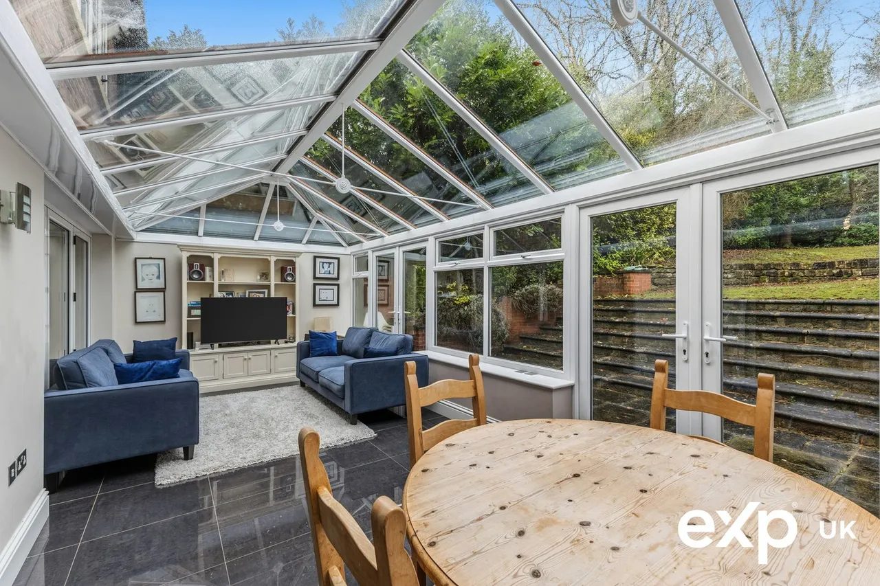 Church Drive, Ravenshead, photo 17