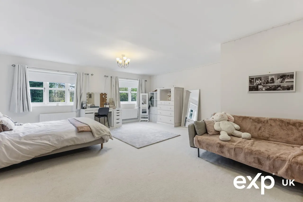 Church Drive, Ravenshead, photo 25