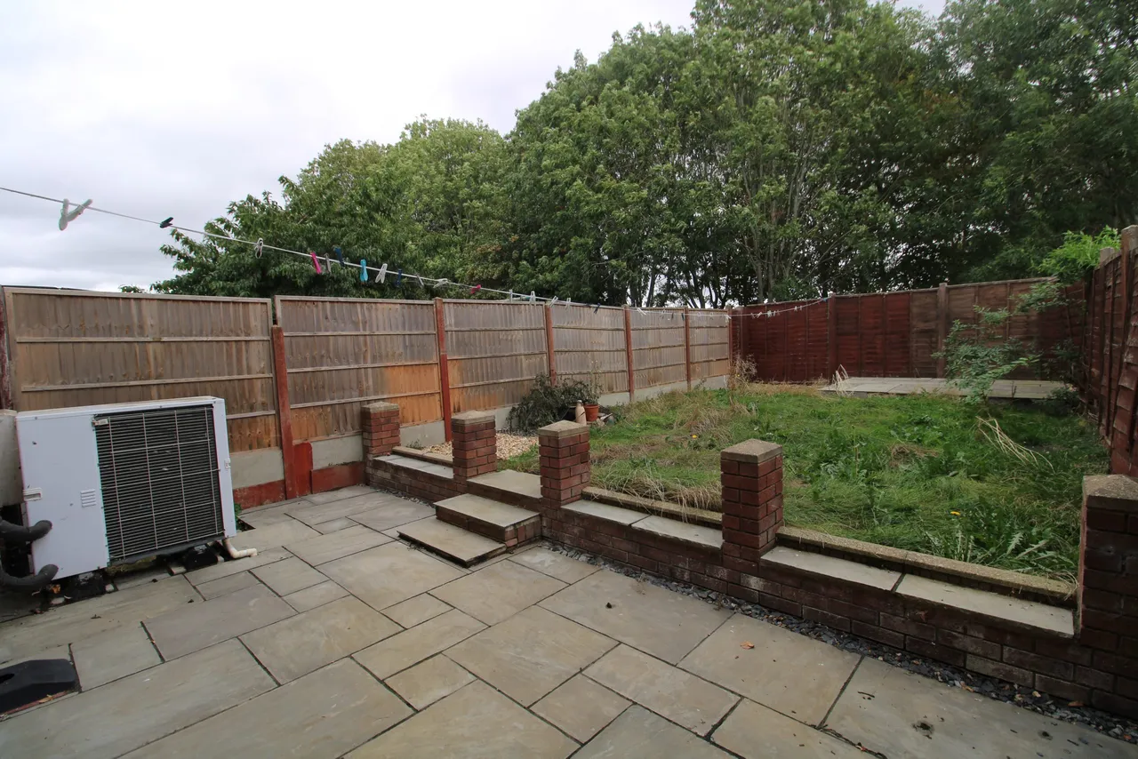 Lees Close, Dunton, SG18, photo 12