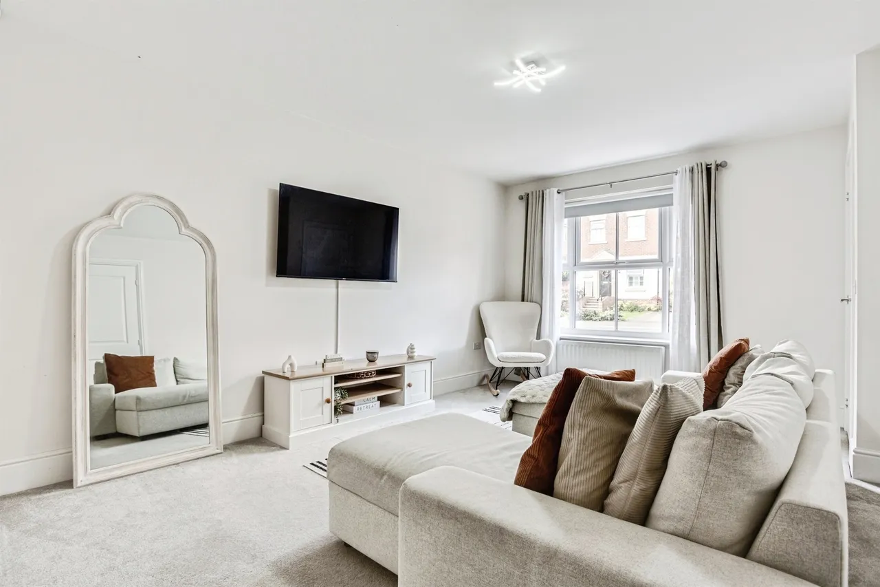 Butler Way, Wakefield, photo 2