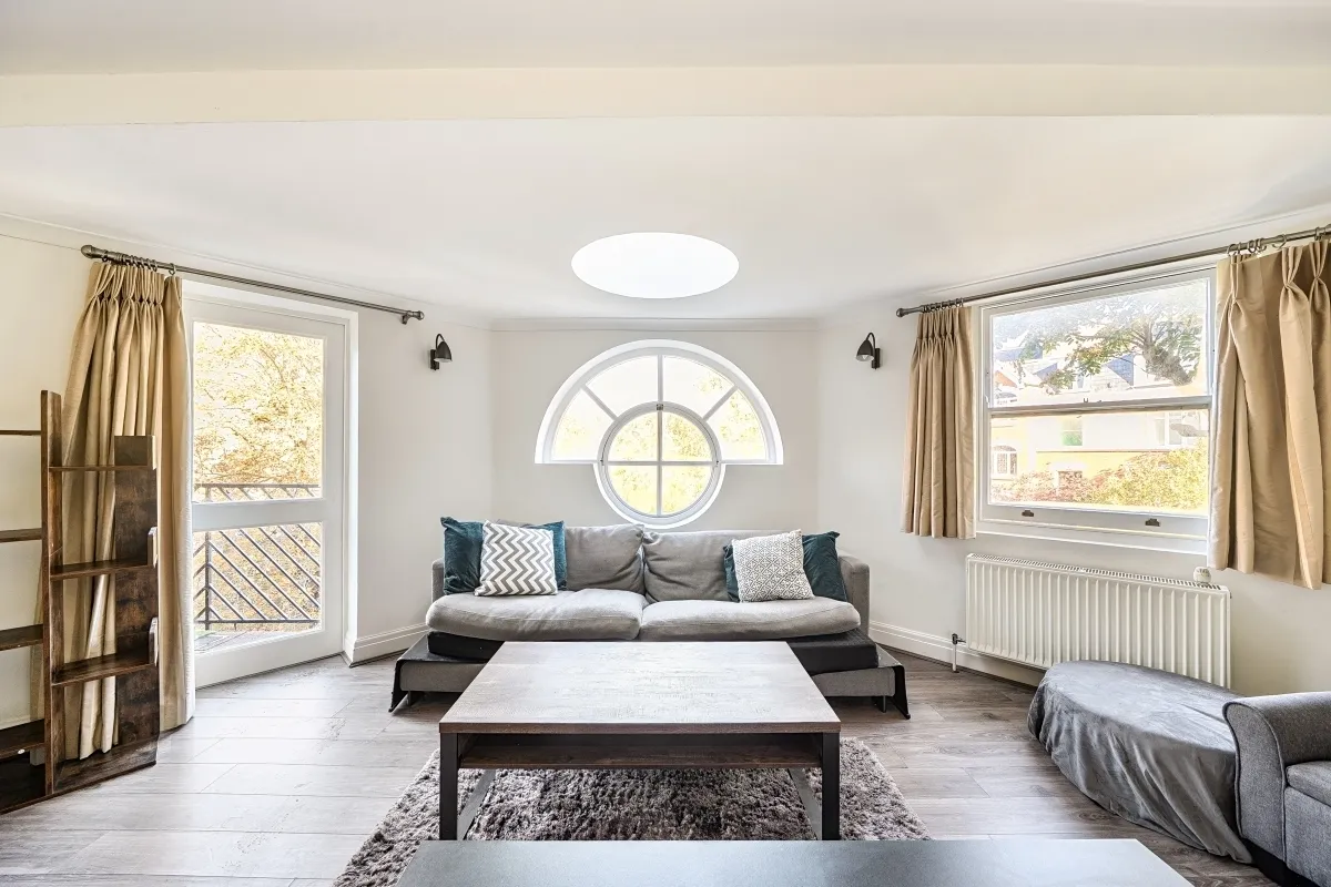 2 bed flat to rent, Elgin Avenue, London, W9
