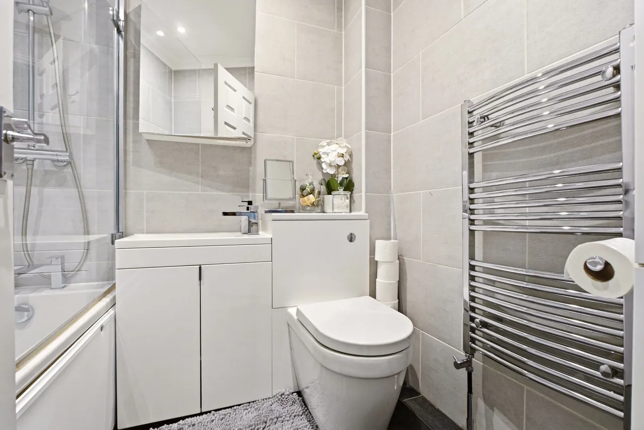 Riverbanks Close, Harpenden, AL5, photo 9