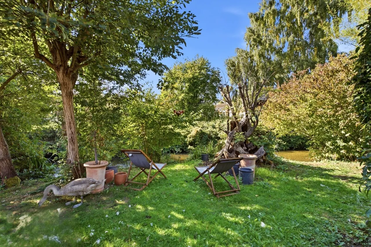Riverbanks Close, Harpenden, AL5, photo 13