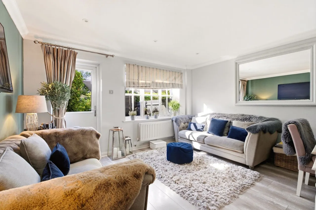 Riverbanks Close, Harpenden, AL5, photo 2