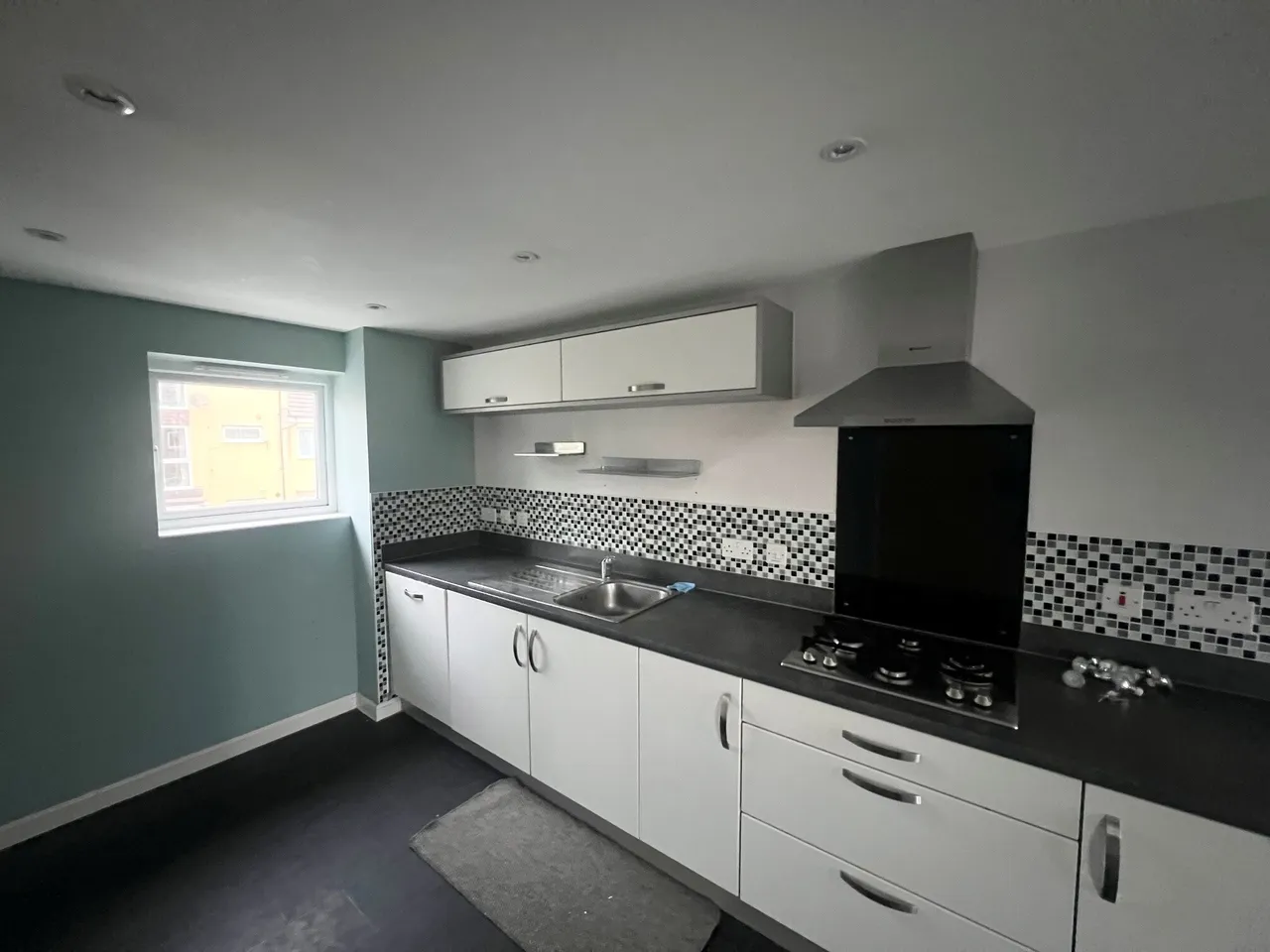 Wood Street, Charlton Hayes, BS34, photo 2