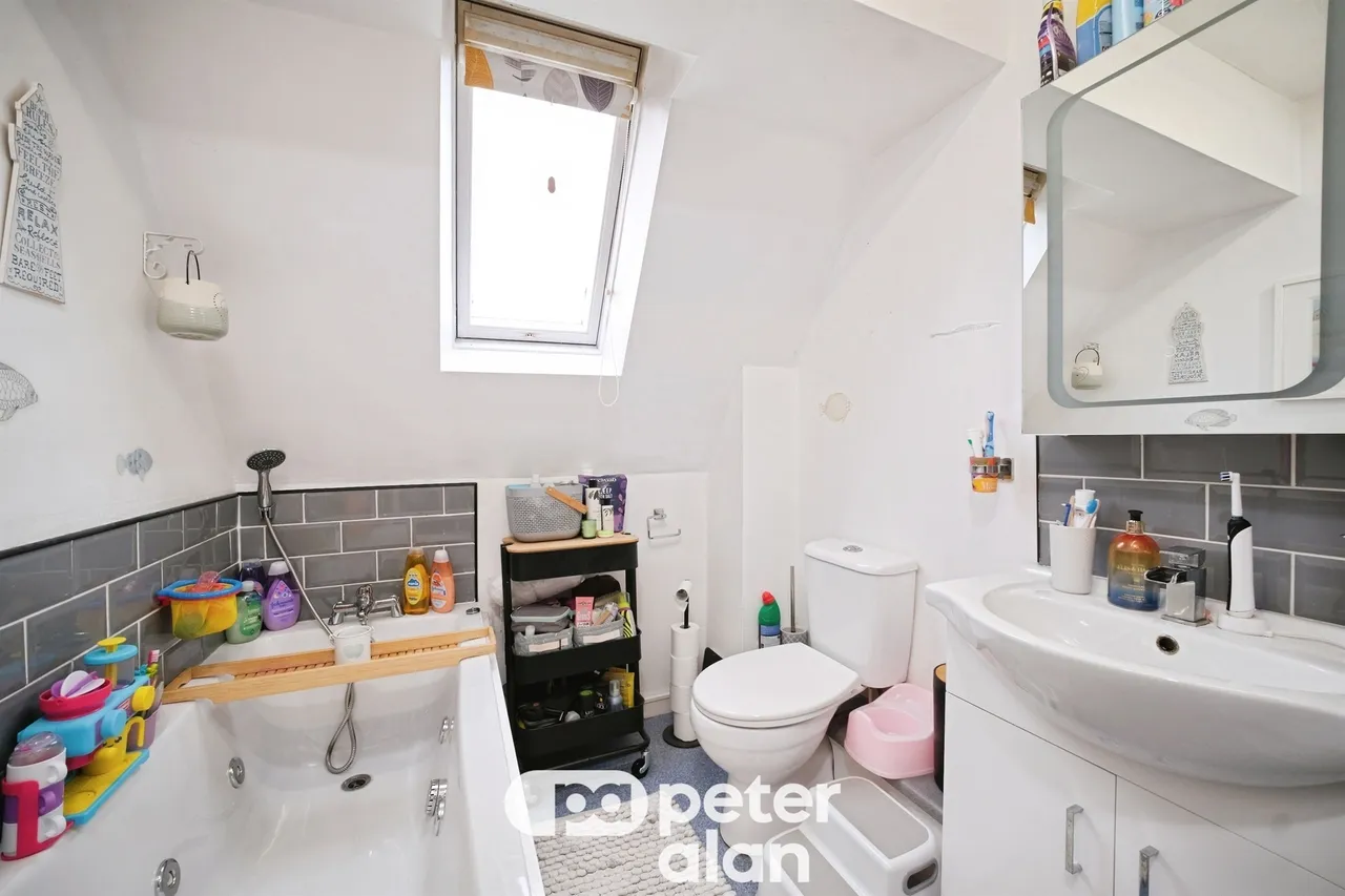 Old Dixton Road, Monmouth, NP25, photo 7