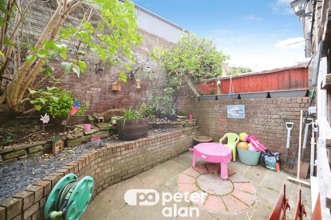 Old Dixton Road, Monmouth, NP25, photo 13