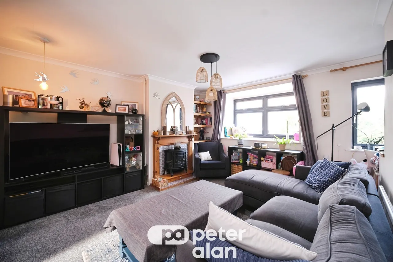 Old Dixton Road, Monmouth, NP25, photo 3