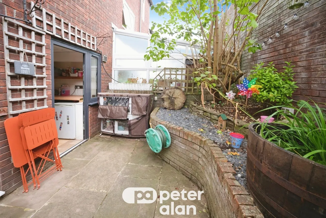 Old Dixton Road, Monmouth, NP25, photo 4