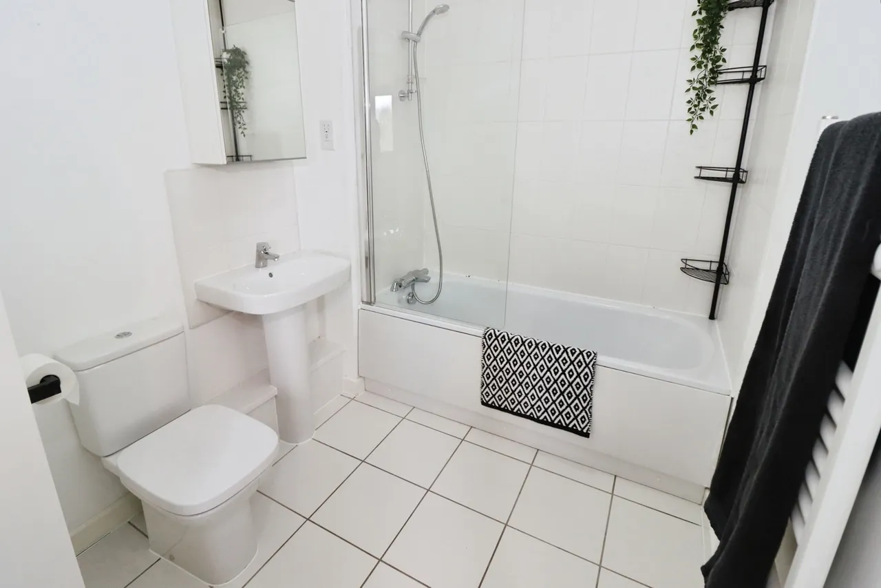 George Holmes Way, Scholars Chase, Bristol, BS16, photo 13