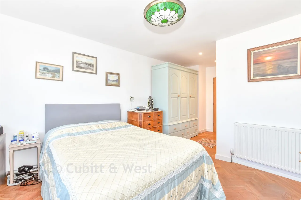 Meadow Walk, Bognor Regis, PO22, photo 10