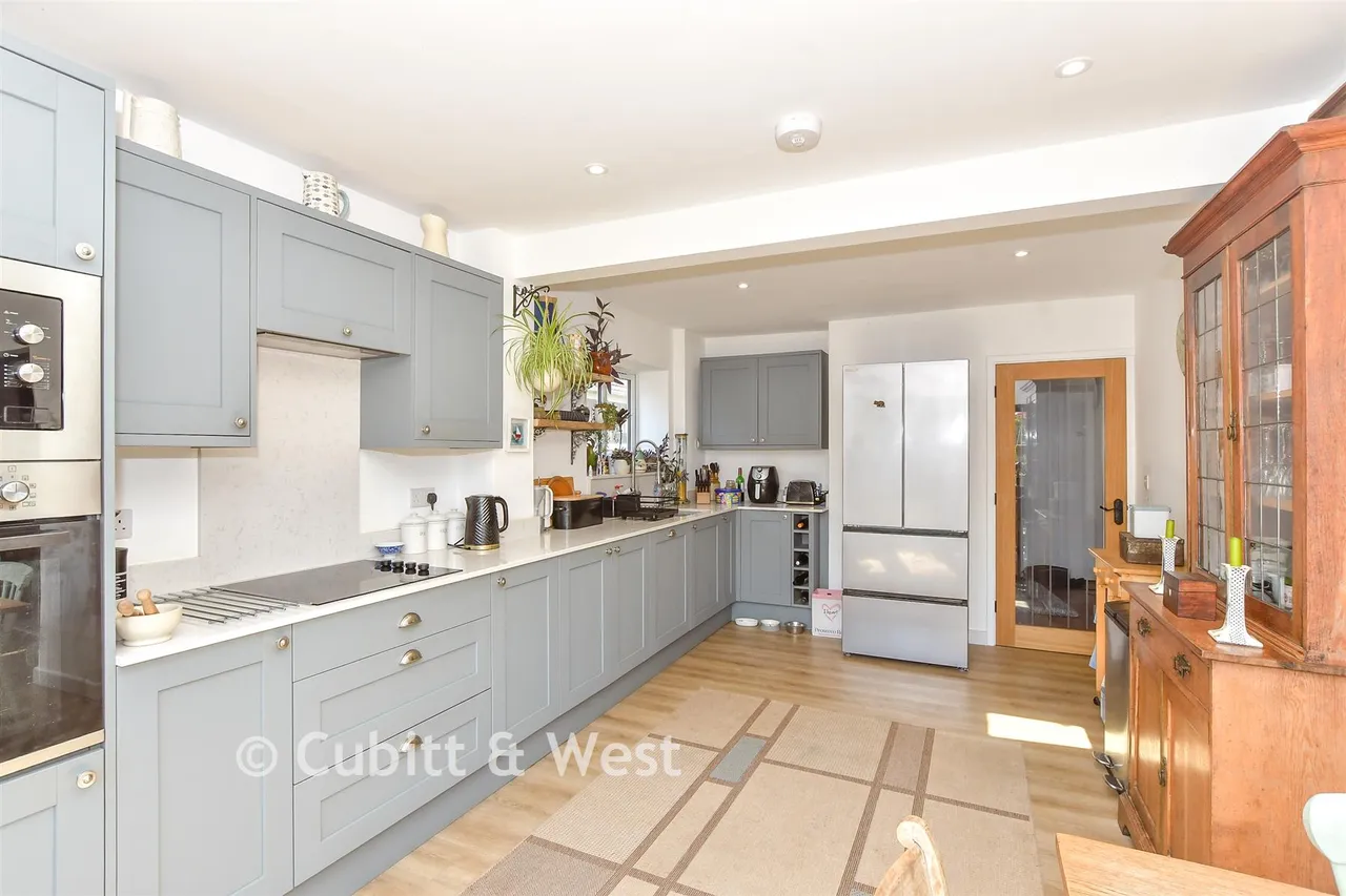 Meadow Walk, Bognor Regis, PO22, photo 7