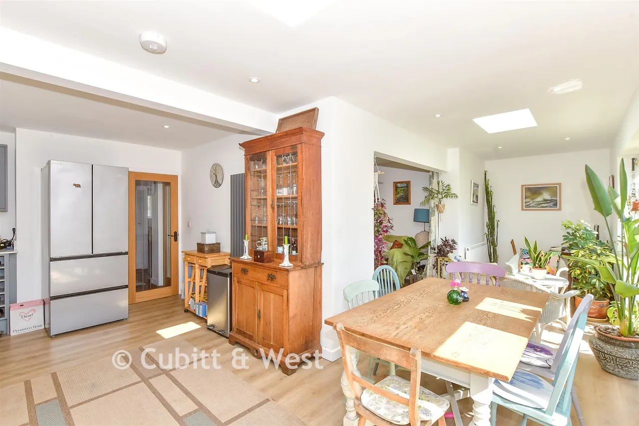 Meadow Walk, Bognor Regis, PO22, photo 6