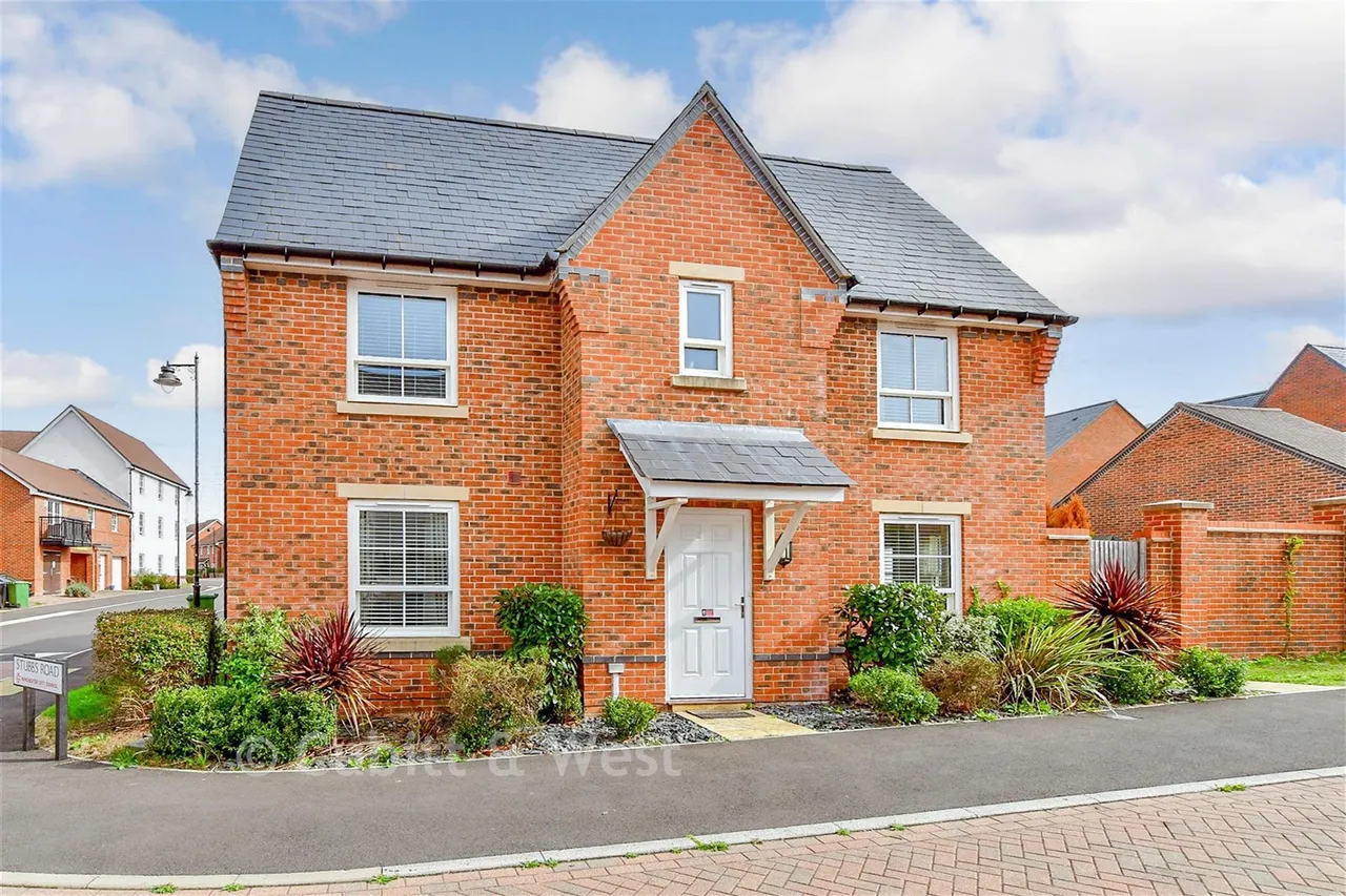 3 bed house for sale, Stubbs Road, Waterlooville, PO7