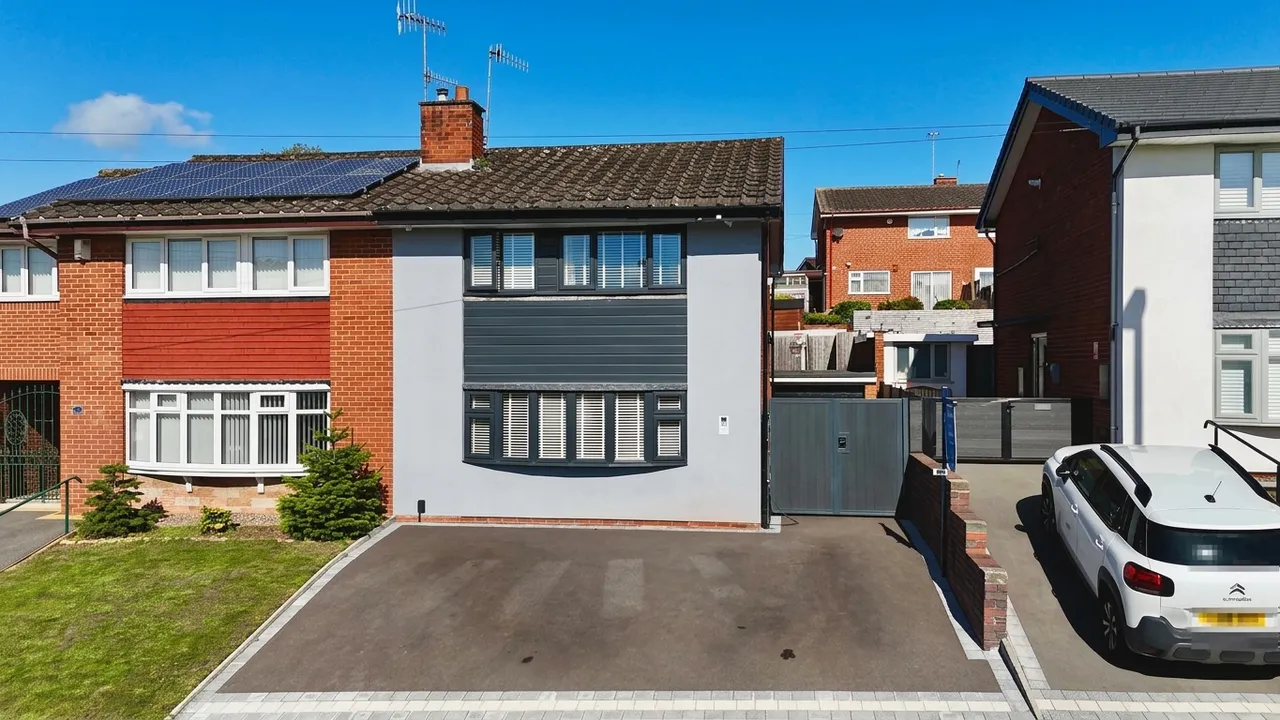 3 bed house for sale, Langland Drive, Stoke-On-Trent, ST3