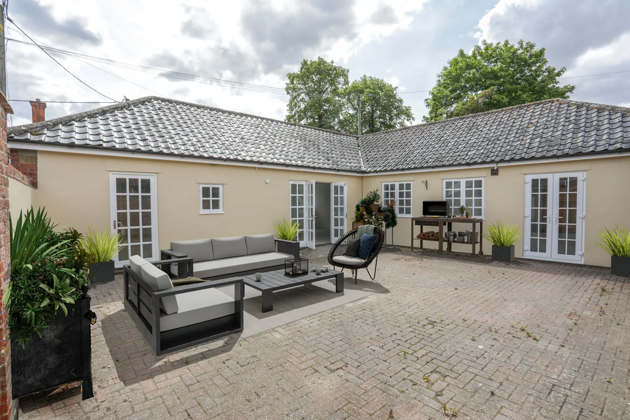 3 bed house for sale, Roydon Road, Diss, IP22
