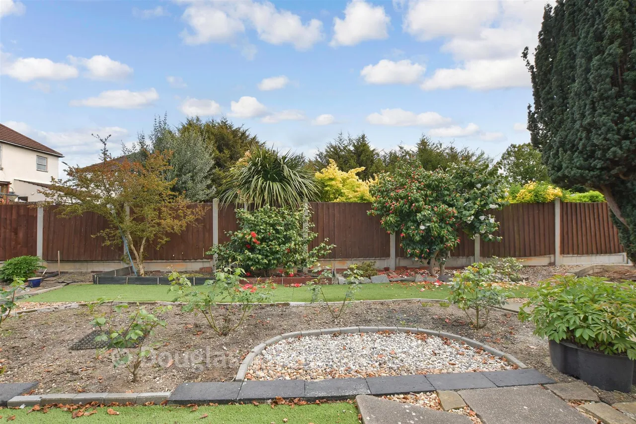 Wennington Road, Rainham, RM13, photo 16