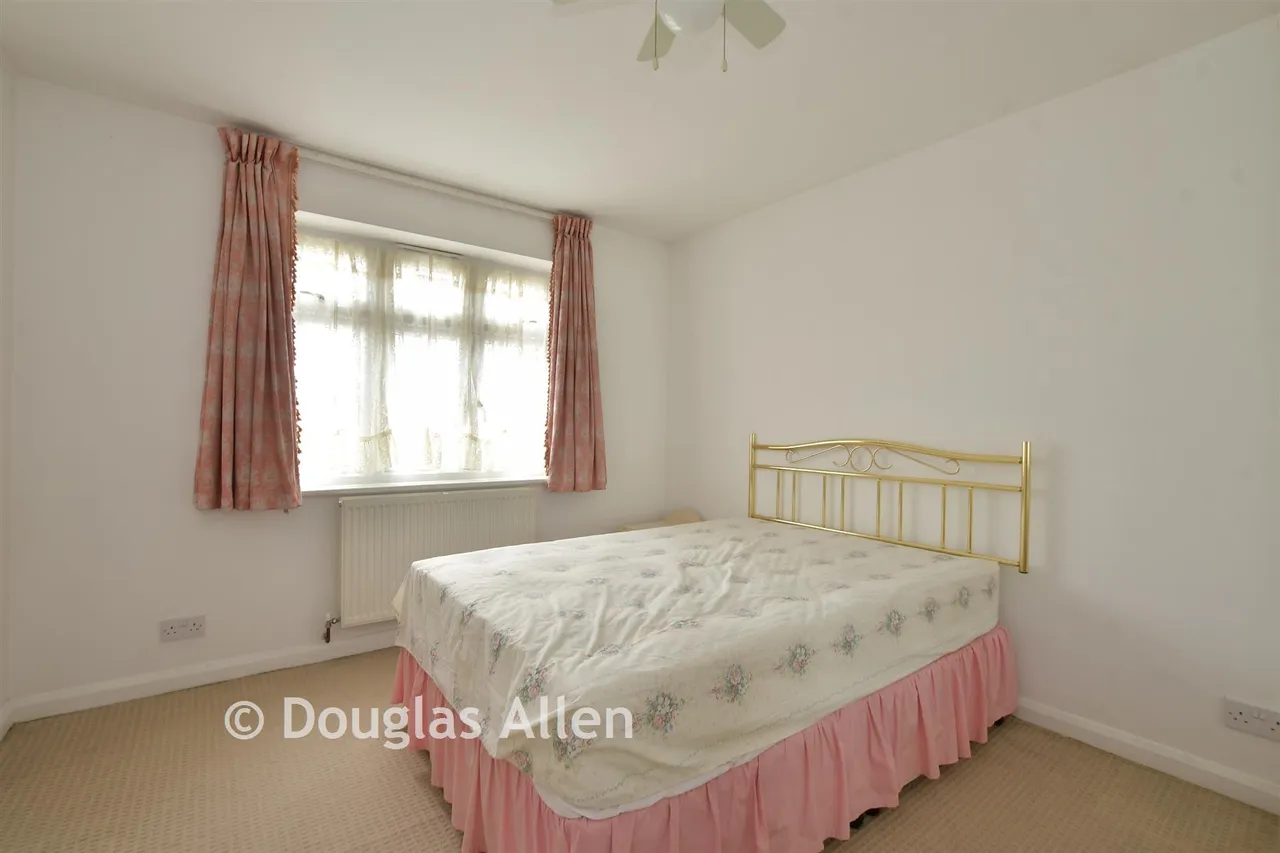 Wennington Road, Rainham, RM13, photo 10