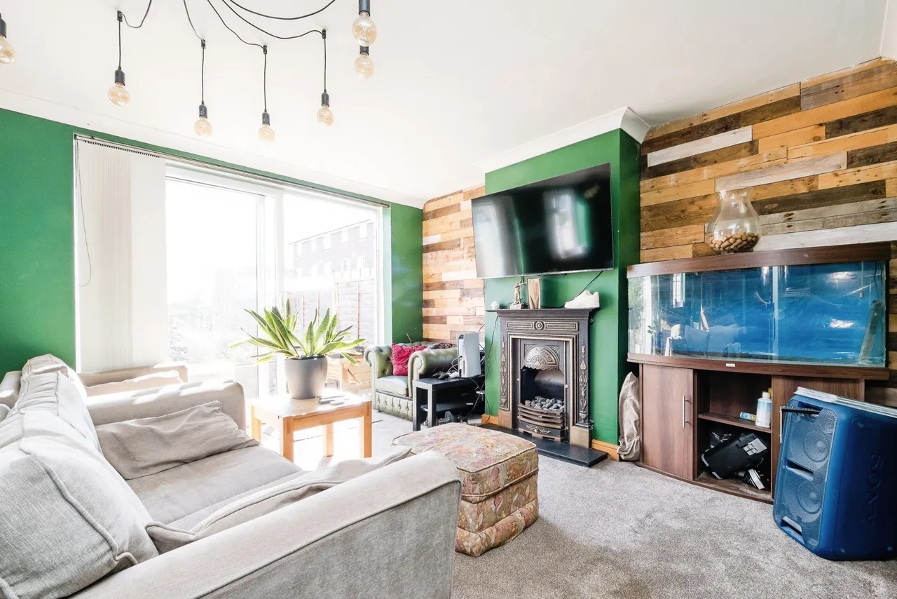 Victor Close, Hornchurch, RM12, photo 14