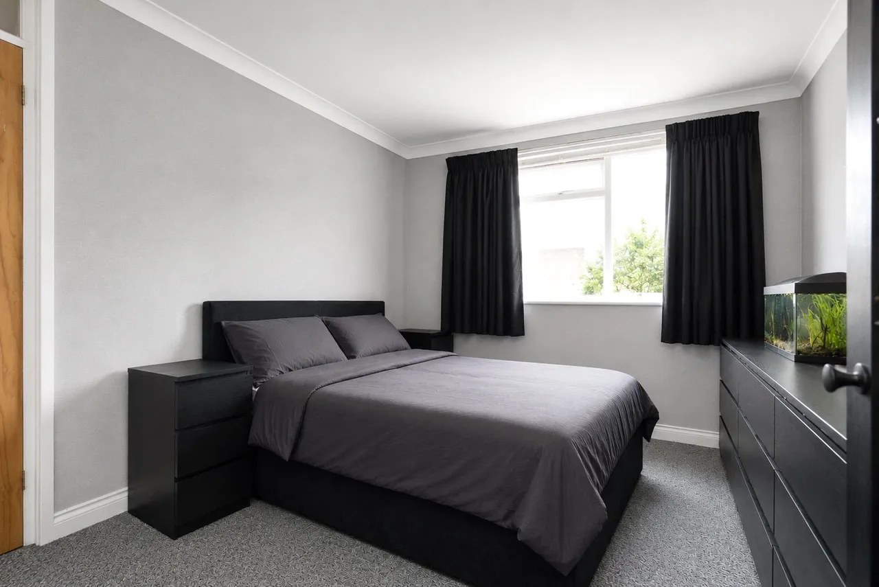 Victor Close, Hornchurch, RM12, photo 9